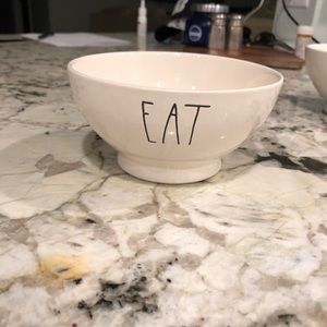 Rae Dunn “eat” bowl